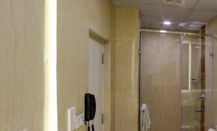 Hotel Silver Spring ポートブレア エクステリア 写真